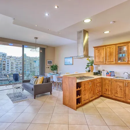 Seafront In Picturesque Spinola Bay Appartamento San Giuliano