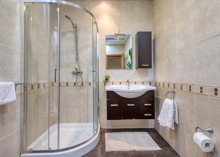 شقة Seafront In Picturesque Spinola Bay