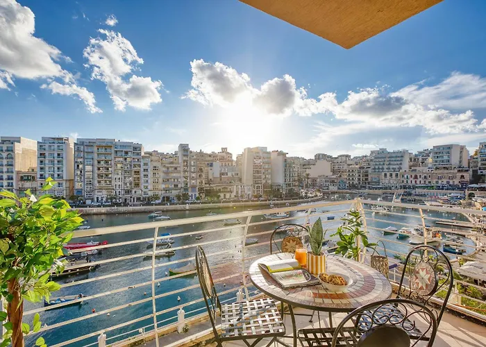 شقة Seafront In Picturesque Spinola Bay سانت جوليان