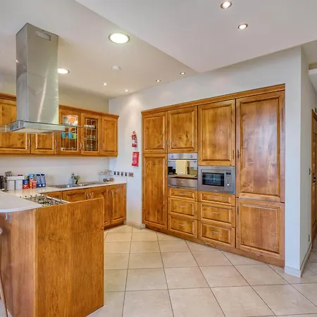 Seafront In Picturesque Spinola Bay