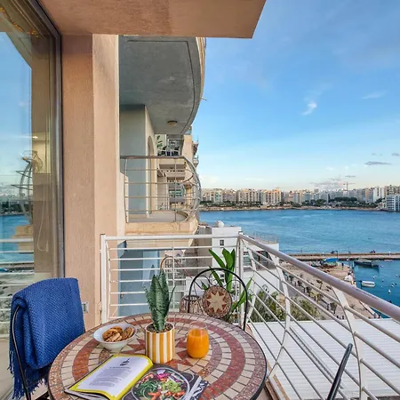 Seafront In Picturesque Spinola Bay Appartement *