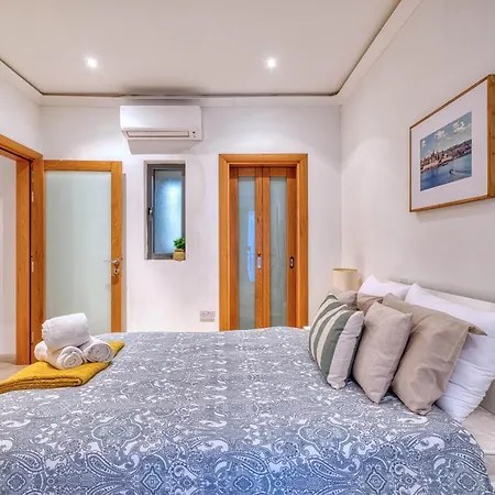 Appartement Seafront In Picturesque Spinola Bay *