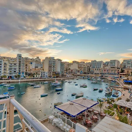 Lägenhet Seafront In Picturesque Spinola Bay St. Julian's
