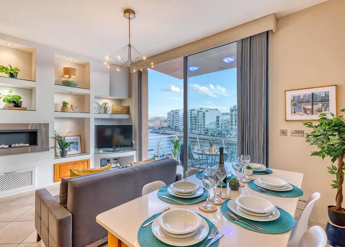 Seafront In Picturesque Spinola Bay Apartment Saint Julian's