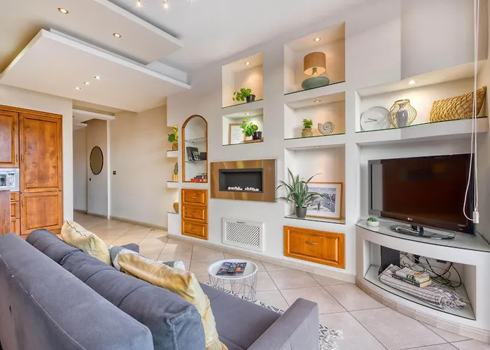 Apartment Seafront In Picturesque Spinola Bay Saint Julian's