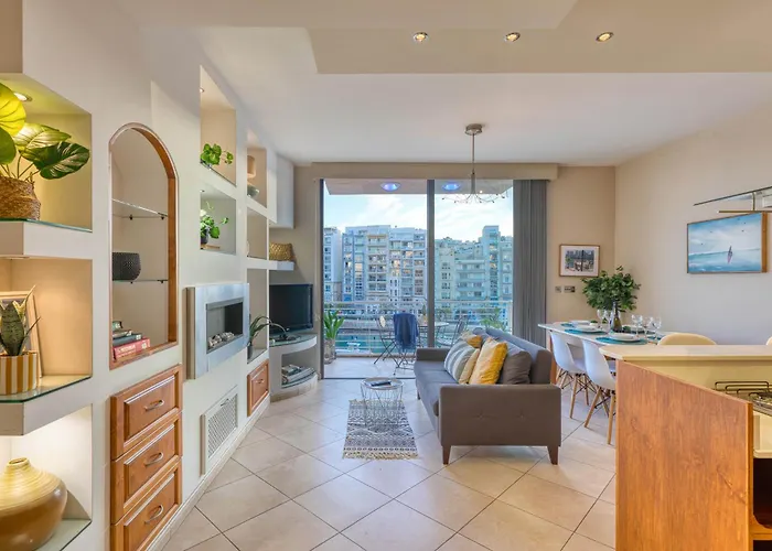 Apartment Seafront In Picturesque Spinola Bay Saint Julian's