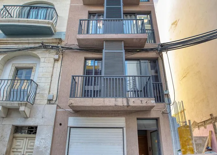 Seafront In Picturesque Spinola Bay * Saint Julian's